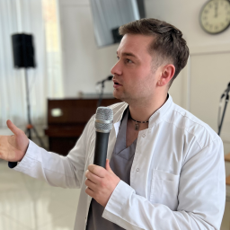 Консультація психіатра онлайн: Чорній Павло Павлович у Ментал Гід. Професійна допомога та підтримка.