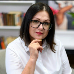 Онлайн консультації психолога Світлани Мелащенко в Ментал Гід. Професійна допомога та підтримка.